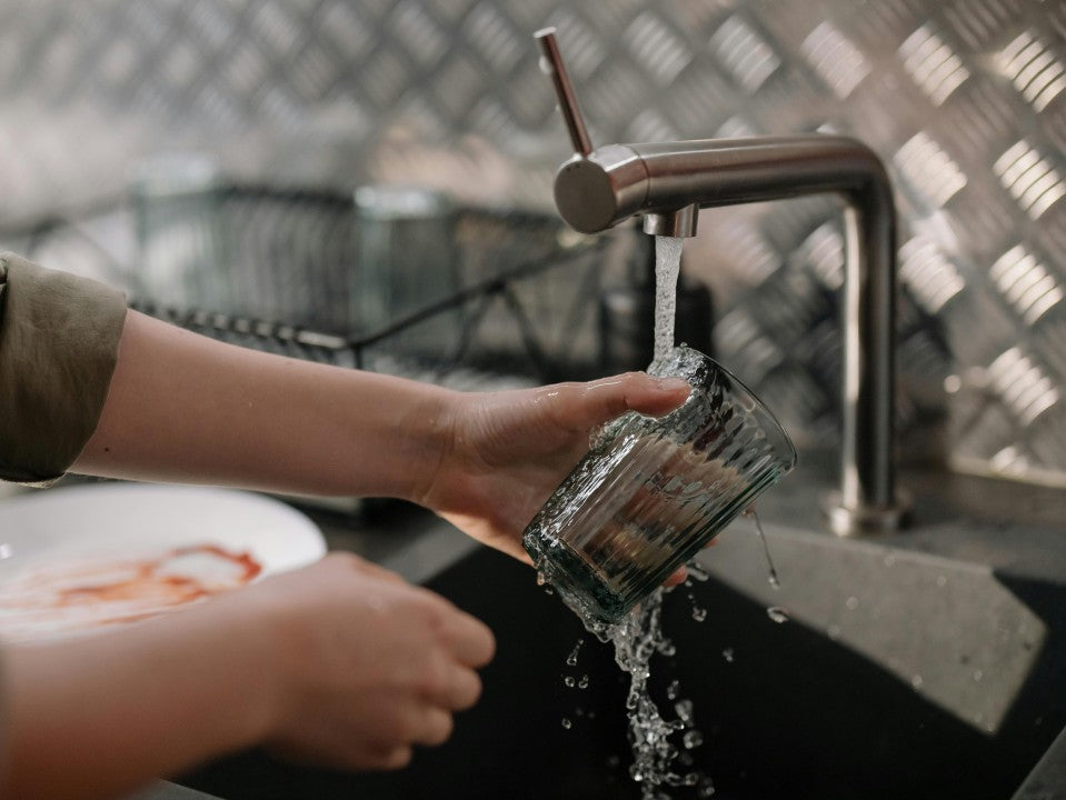 The Return to Natural Dishwashing: Why More People are Choosing Herbal Solutions